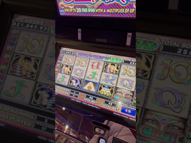 Mind Blowing Jackpot On CLEOPATRA Slot Machine