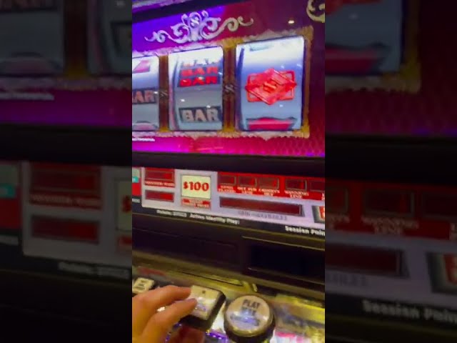 $200 Spin TOP DOLLAR Slot Machine JACKPOT #shorts