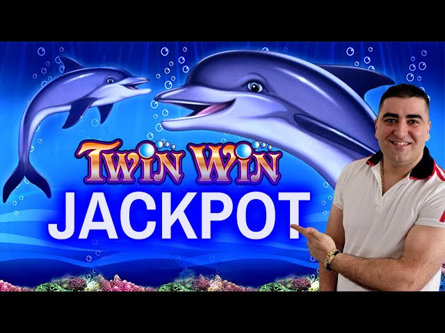 Twin Win Slot Machine HANDPAY JACKPOT ! Non Stop Bonuses On Rich Little Piggies Slot