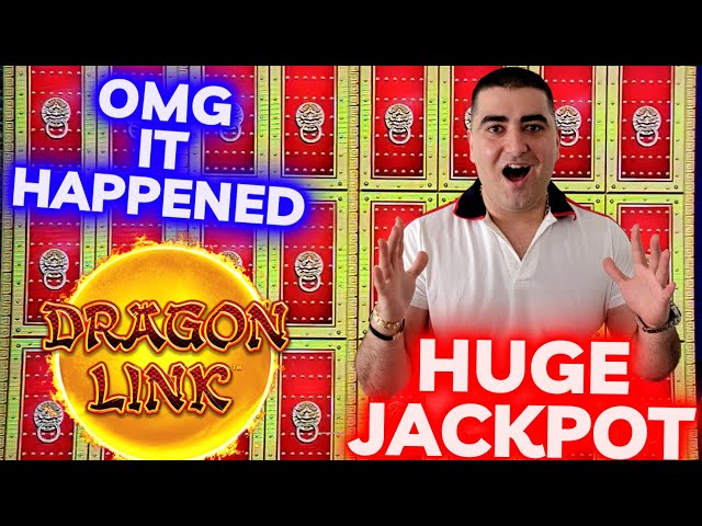 Full Screen MASSIVE JACKPOT On Dragon Link Slot Machine