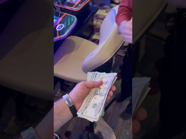 I Won JACKPOT At Casino On Slot Machine