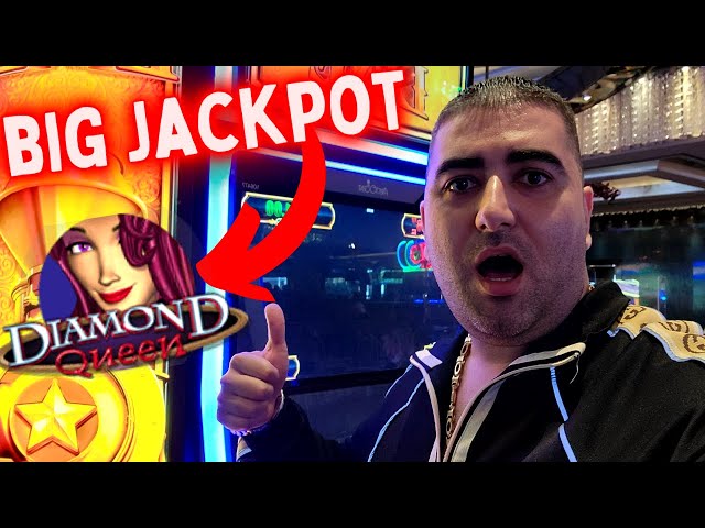 BIG JACKPOT On Diamond Queen Slot Machine