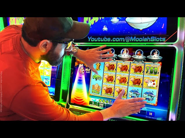 LUCKY WILD HIT!!!! BONUS – Invaders Attack From the Planet Moolah – CASINO SLOTS