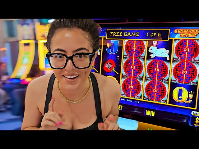 PLAYING AGGRESSIVE on a MAX $88,888 Grand Jackpot Dragon Link Slot!