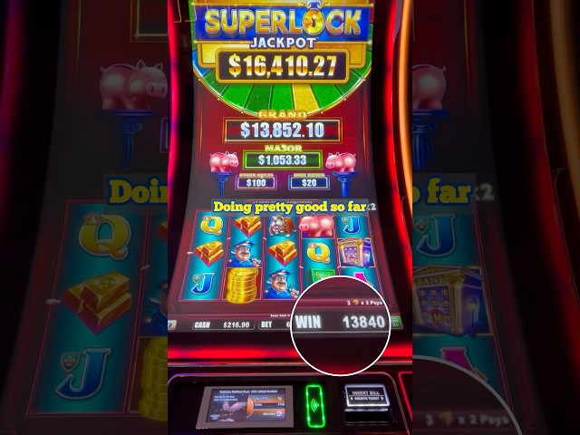 I Max Bet on Piggy Bankin Superlock Slot & WON! #slots #shorts