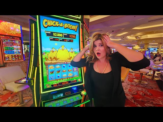 The Chicken Threw a BOMB and Gave Me a Big Win! (Las Vegas Slots)