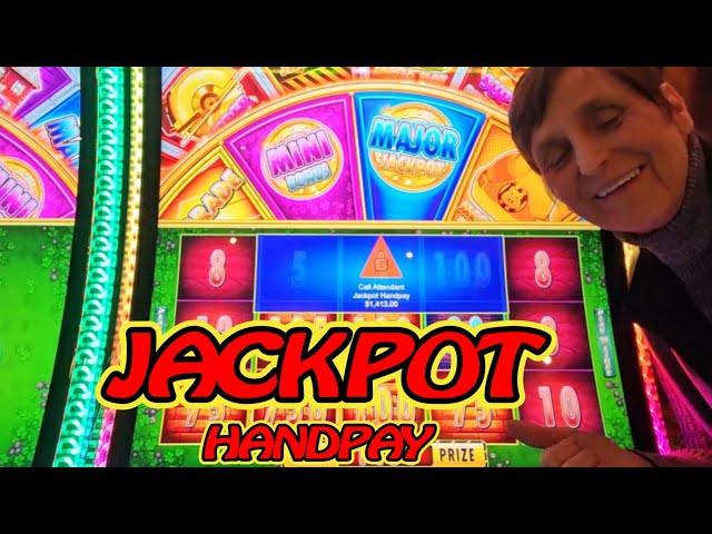 WINNING BIG on Huff n Puff Slot Machine with JACKPOT HANDPAY!