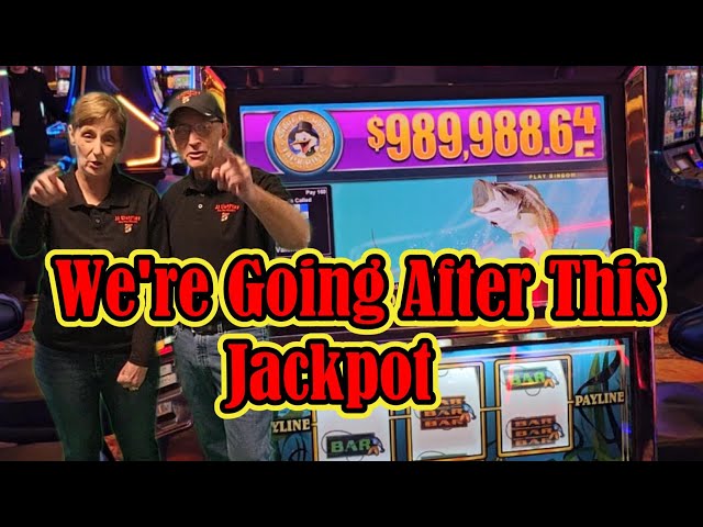 We’re Gambling for this Huge Progressive JACKPOT! red screen vgt #casino